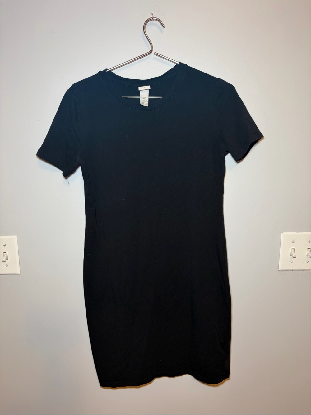 Classic Black Short Sleeve Dress - Women |Size M